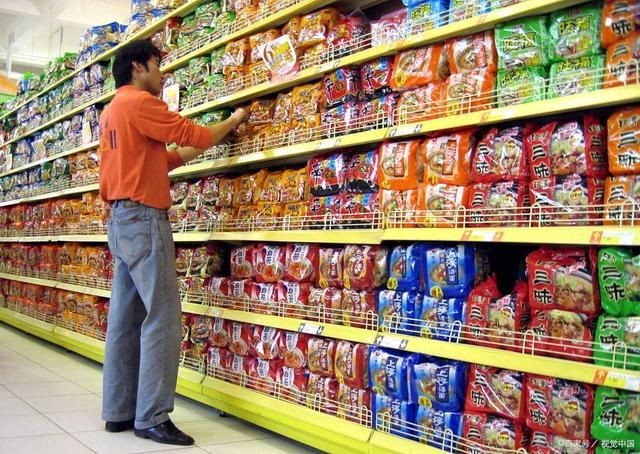 方便食品進(jìn)入熱銷(xiāo)時(shí)期，供不應(yīng)求狀況持續(xù)